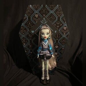Monster High Haunt Couture Frankie Stein Doll